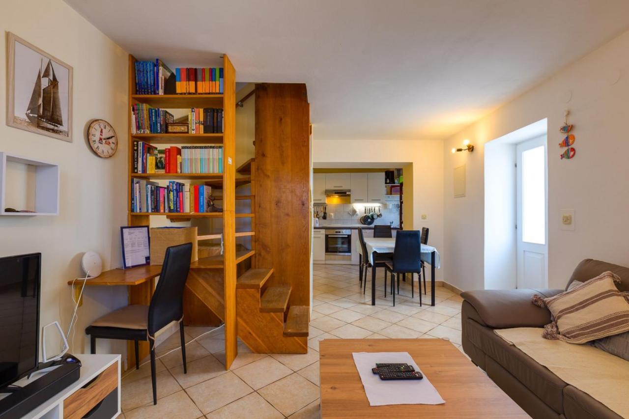 Apartments Valeria, Mali Lošinj Екстериор снимка
