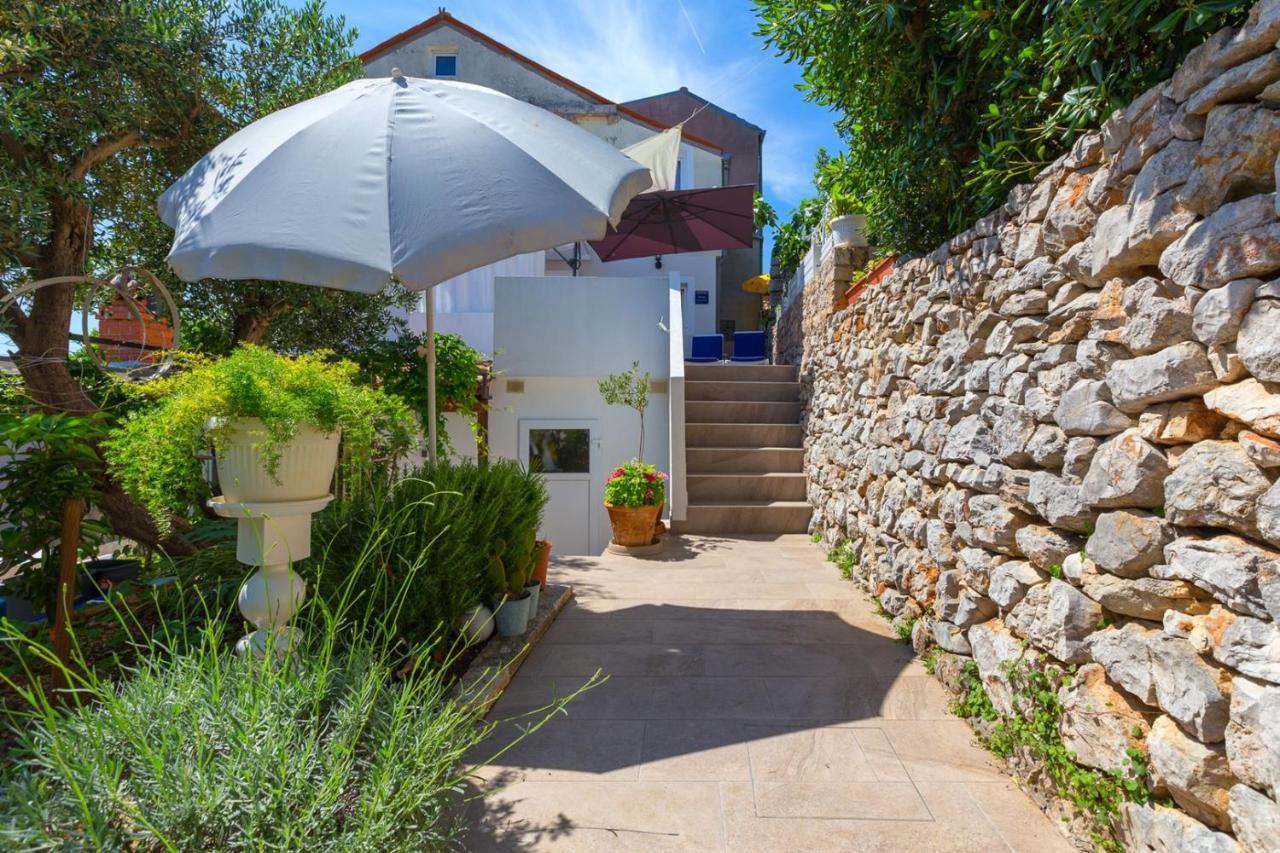 Apartments Valeria, Mali Lošinj Екстериор снимка