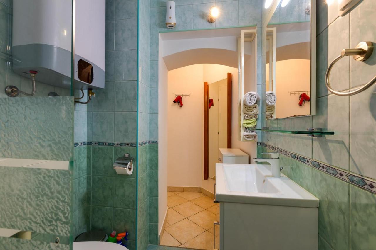 Apartments Valeria, Mali Lošinj Екстериор снимка