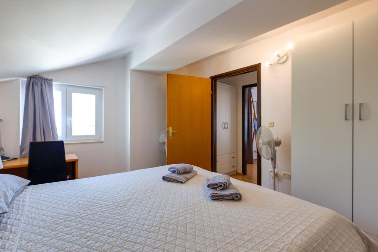 Apartments Valeria, Mali Lošinj Екстериор снимка
